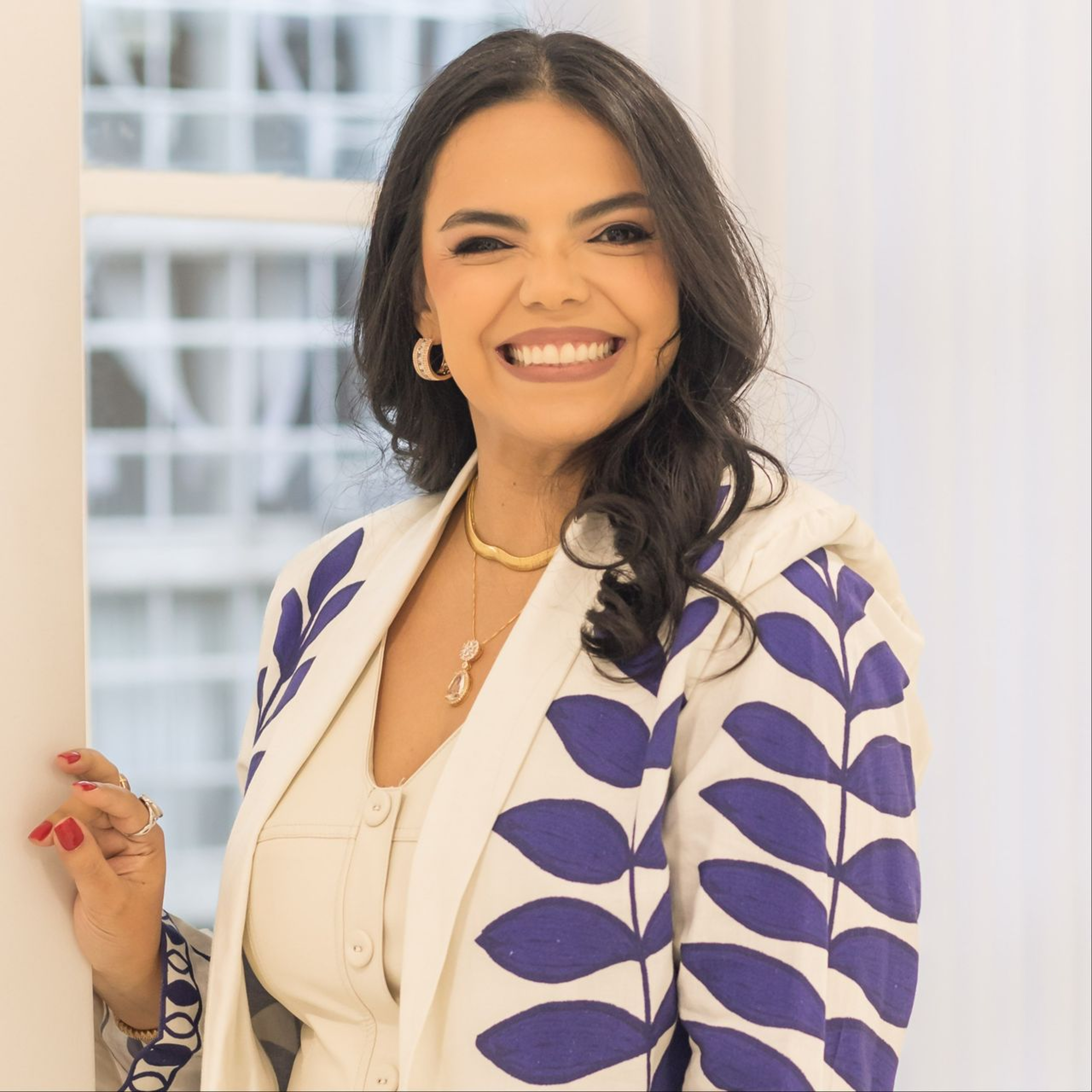 Dra. Fernanda Leticia