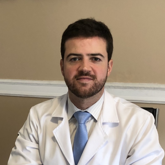 Dr. Germano Leal