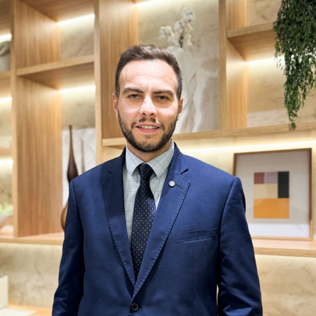 Dr. Brenno Giovanni