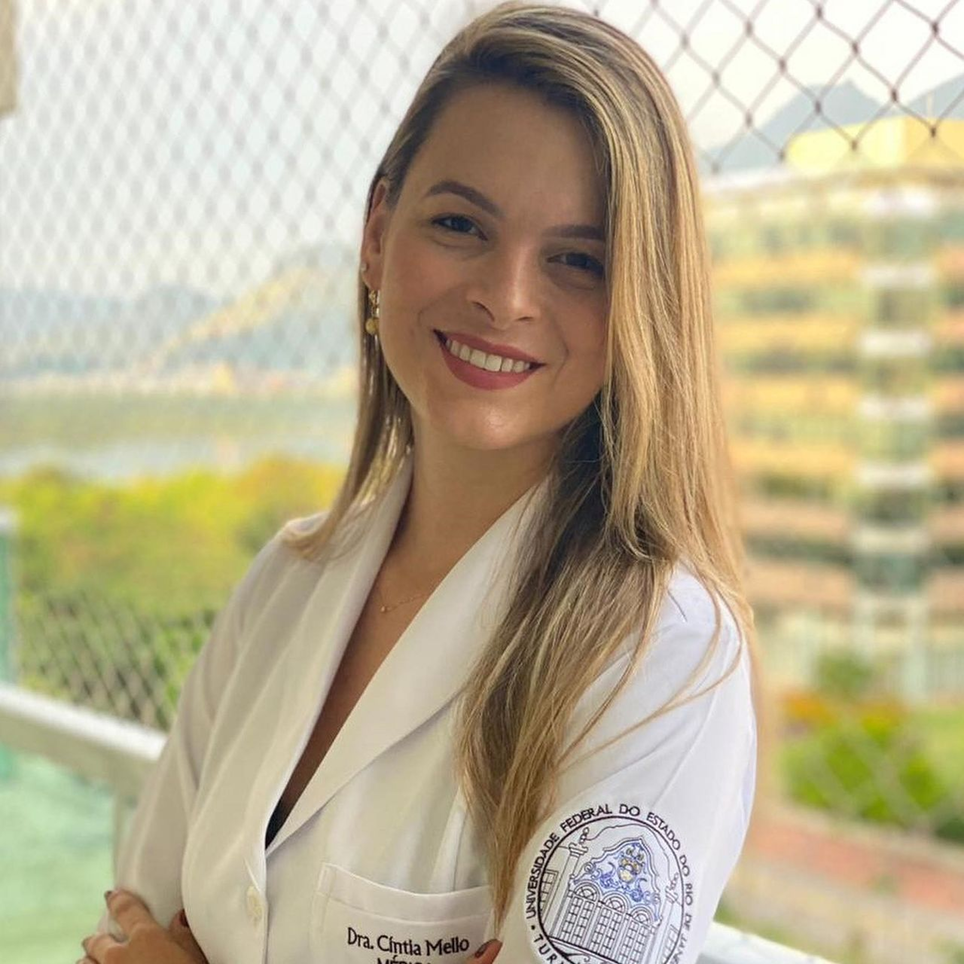 Foto de Dra. Cíntia Mello