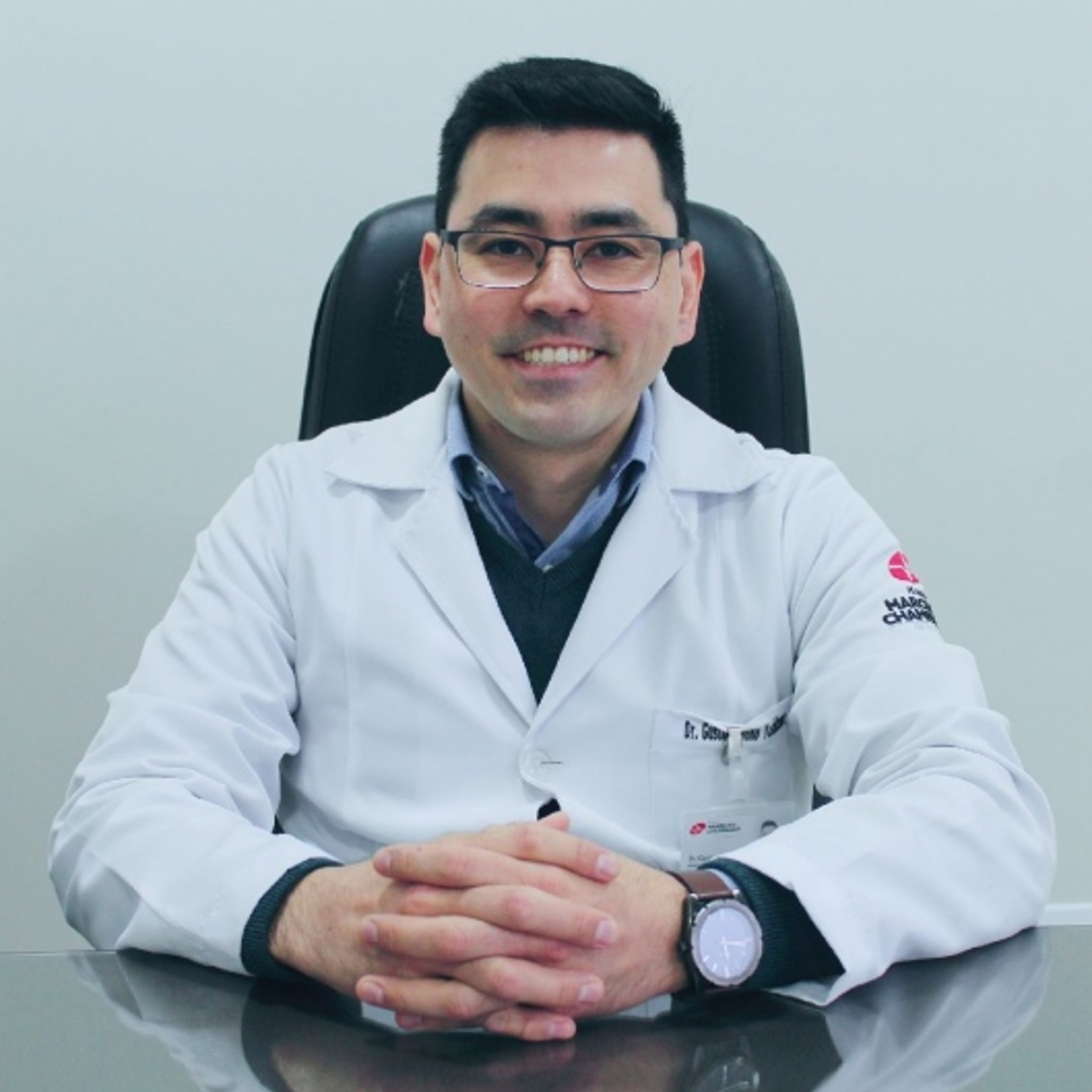 Dr. Gustavo Bono