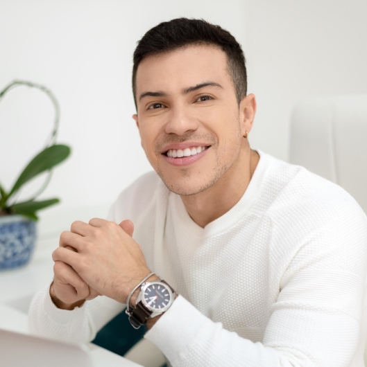 Dr. Artur Eça