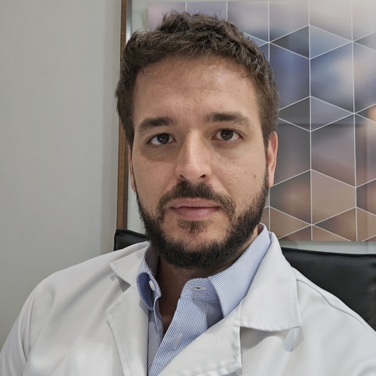 Dr. Thiago Rosa