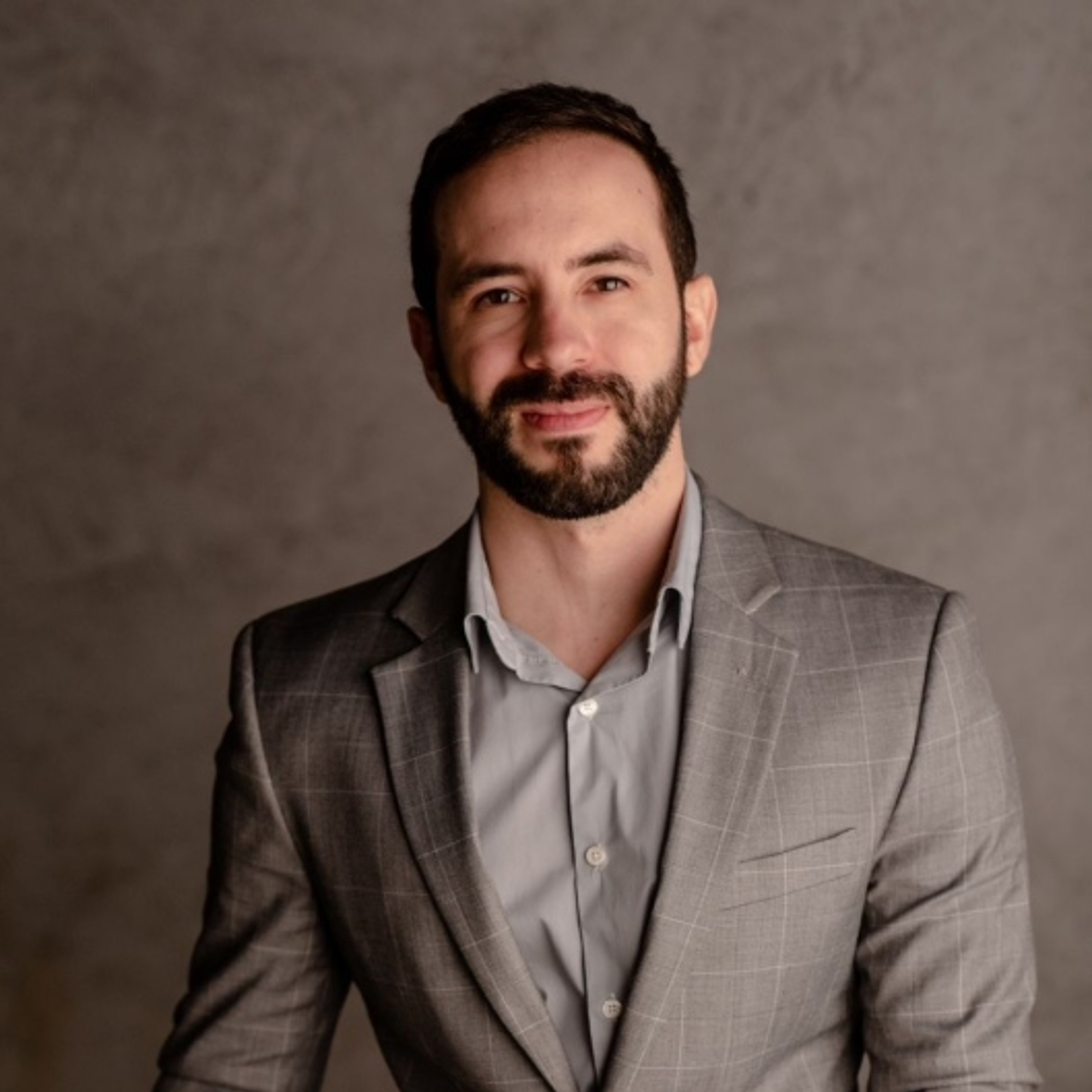 Dr. João Moraes