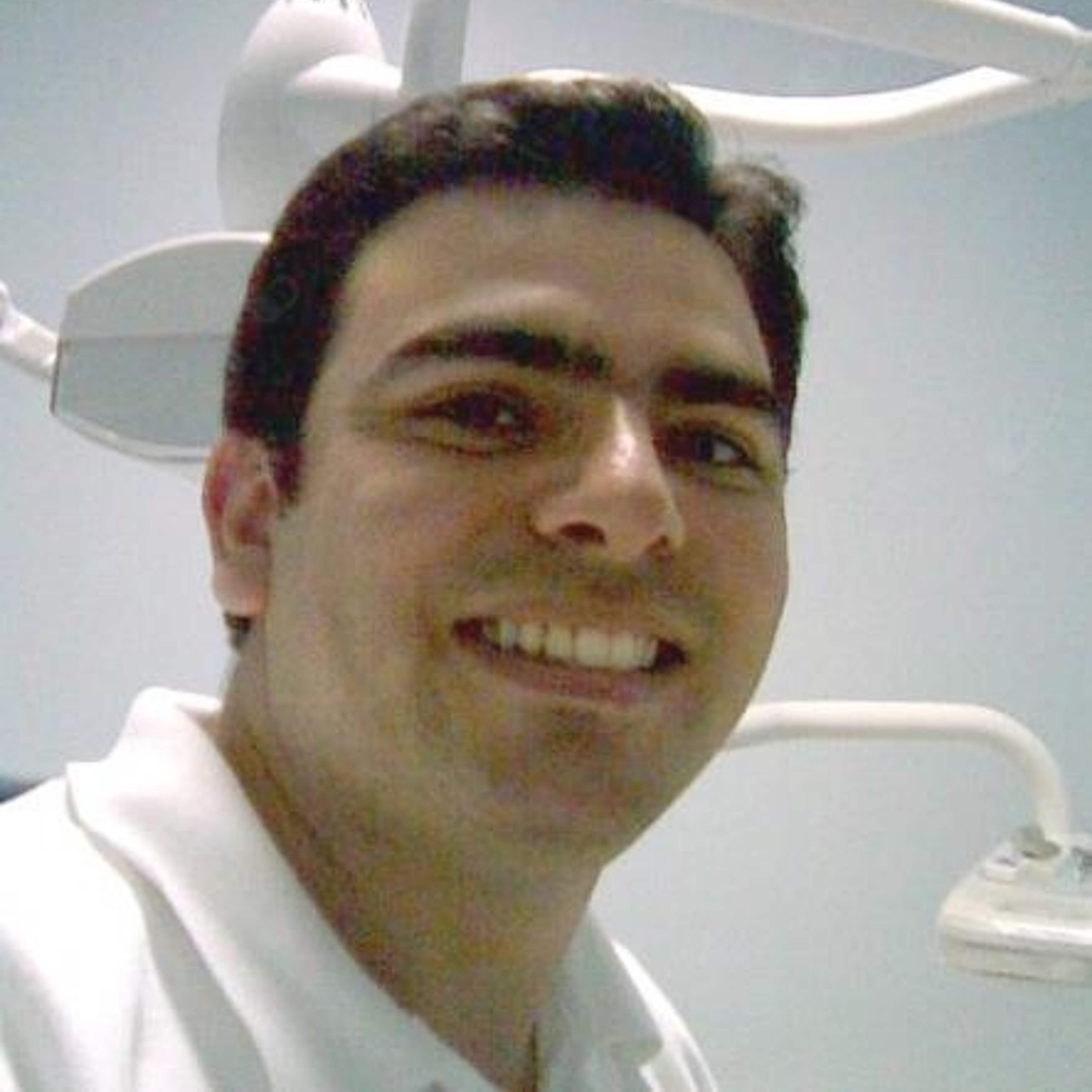 Dr. Raul Lugo