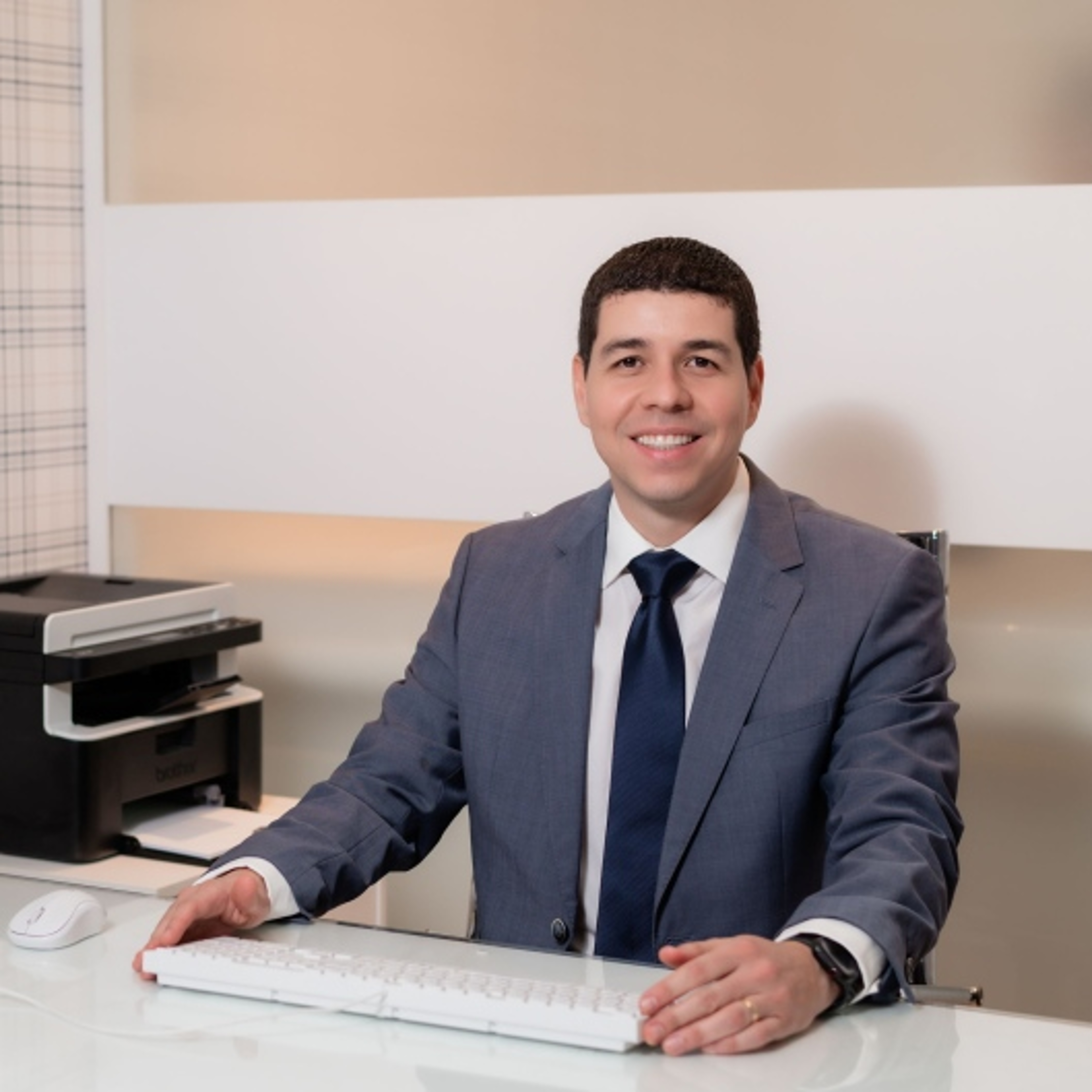 Dr. Carlos Augusto