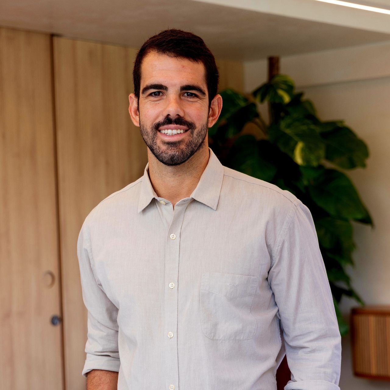 Dr. Nicolas Campos
