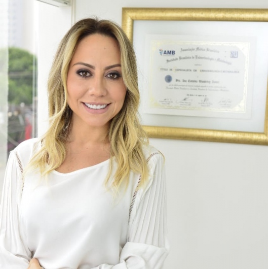 Dra. Ana Carolina