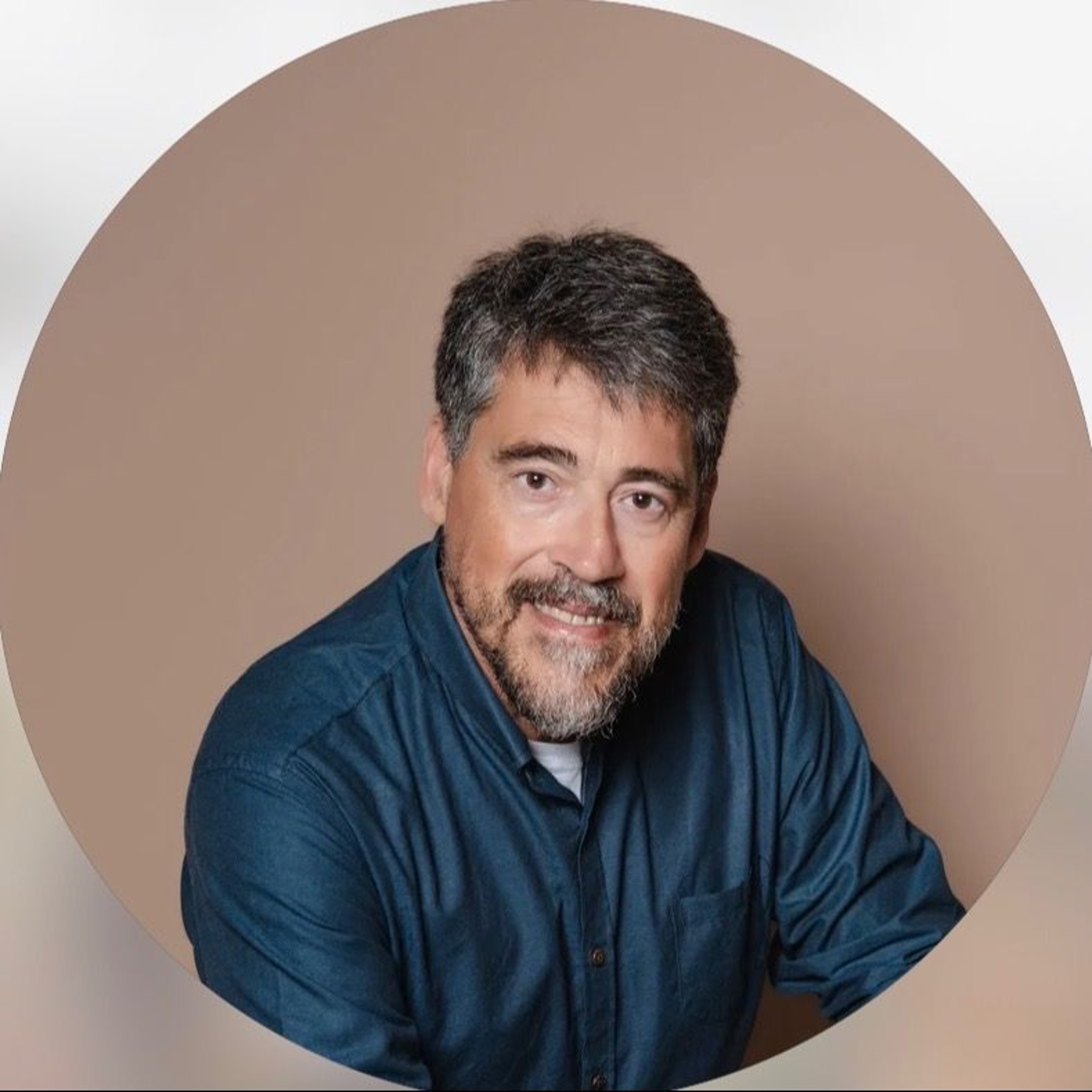 Dr. Mauro Monteiro
