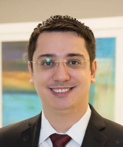 Dr. Fernando Bezerra