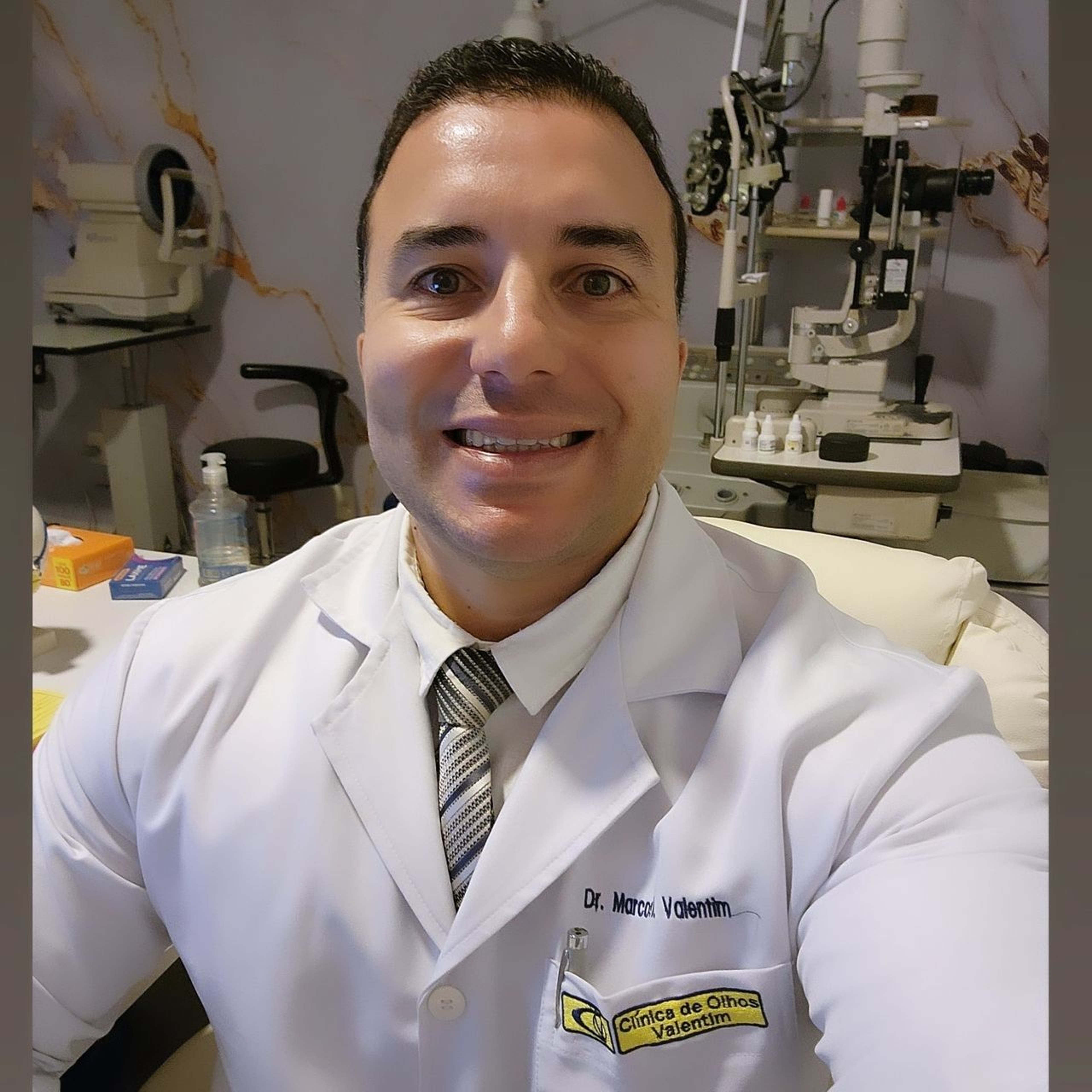 Dr. Marcos Valentim