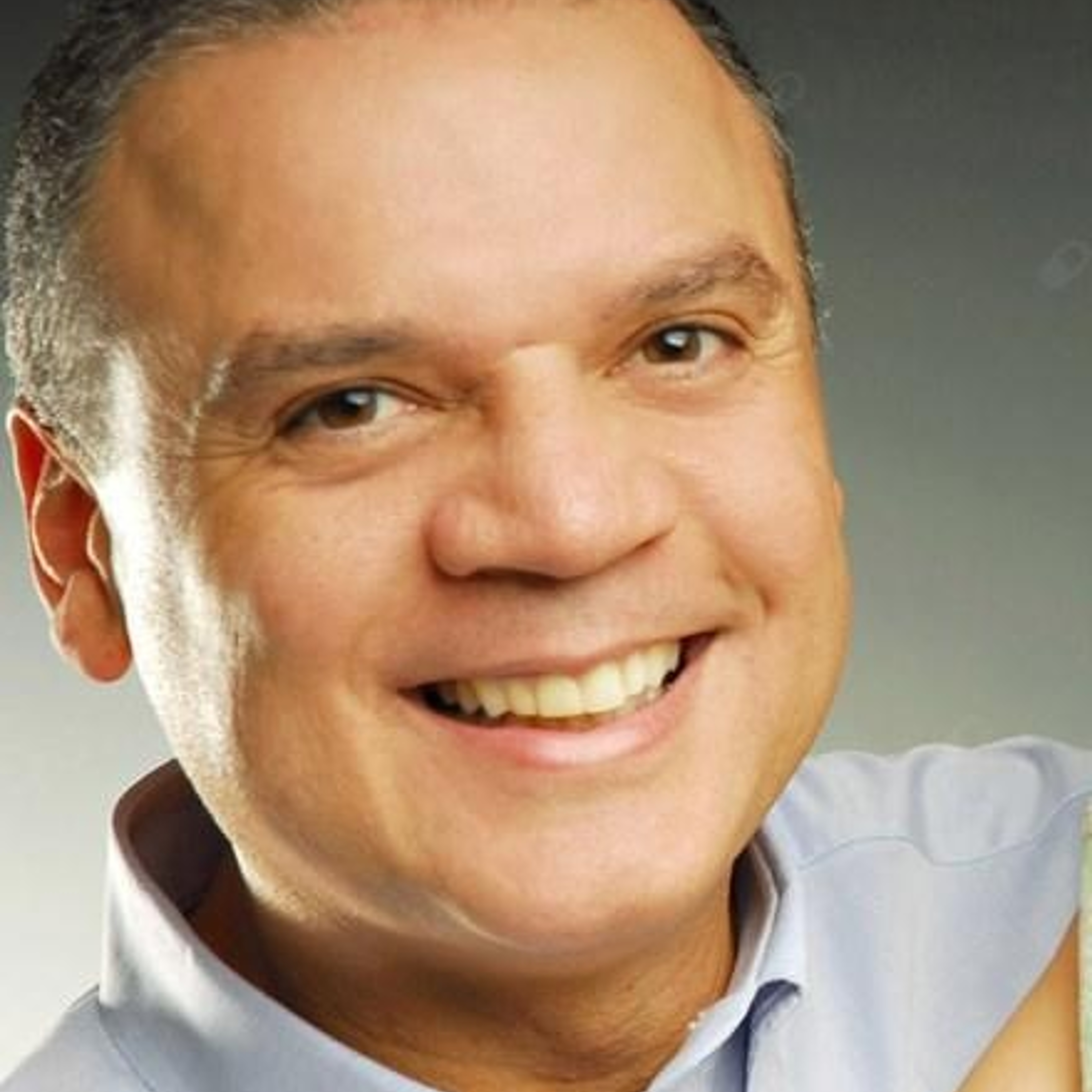 Dr. Roberto Nascimento