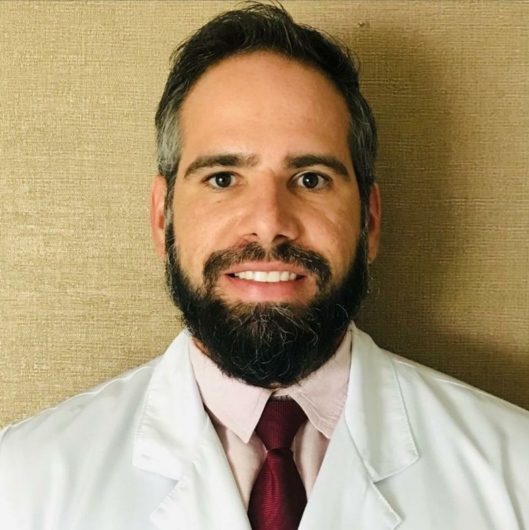 Dr. Thiago Assis