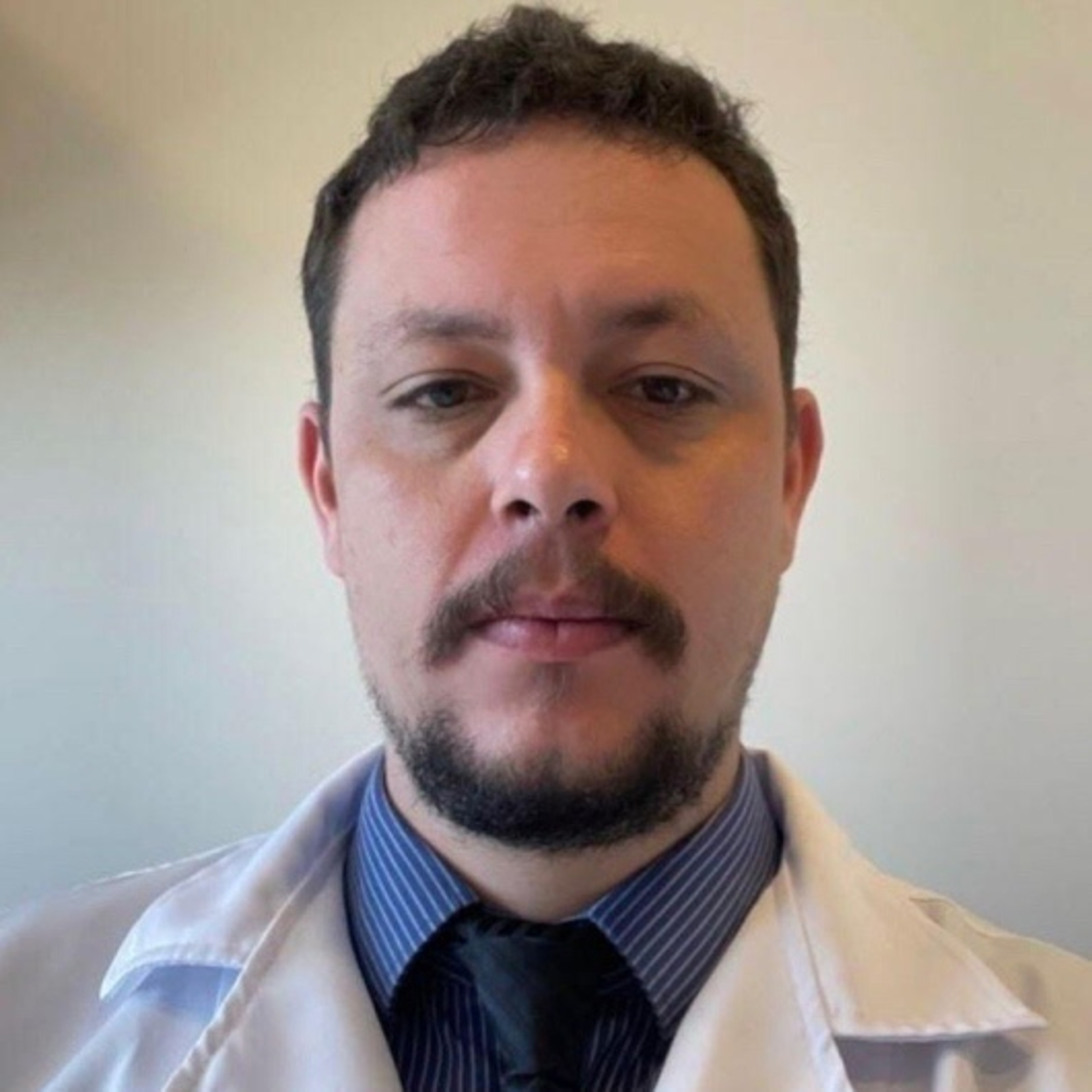Dr. Rodrigo Valerio