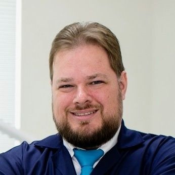 Dr. Gerson Köhler