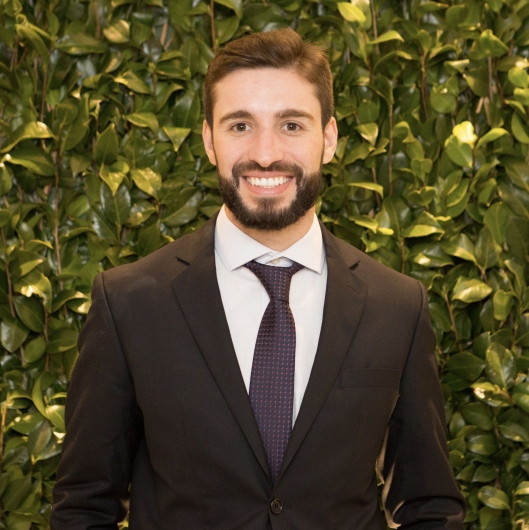 Dr. Rodrigo Stremel