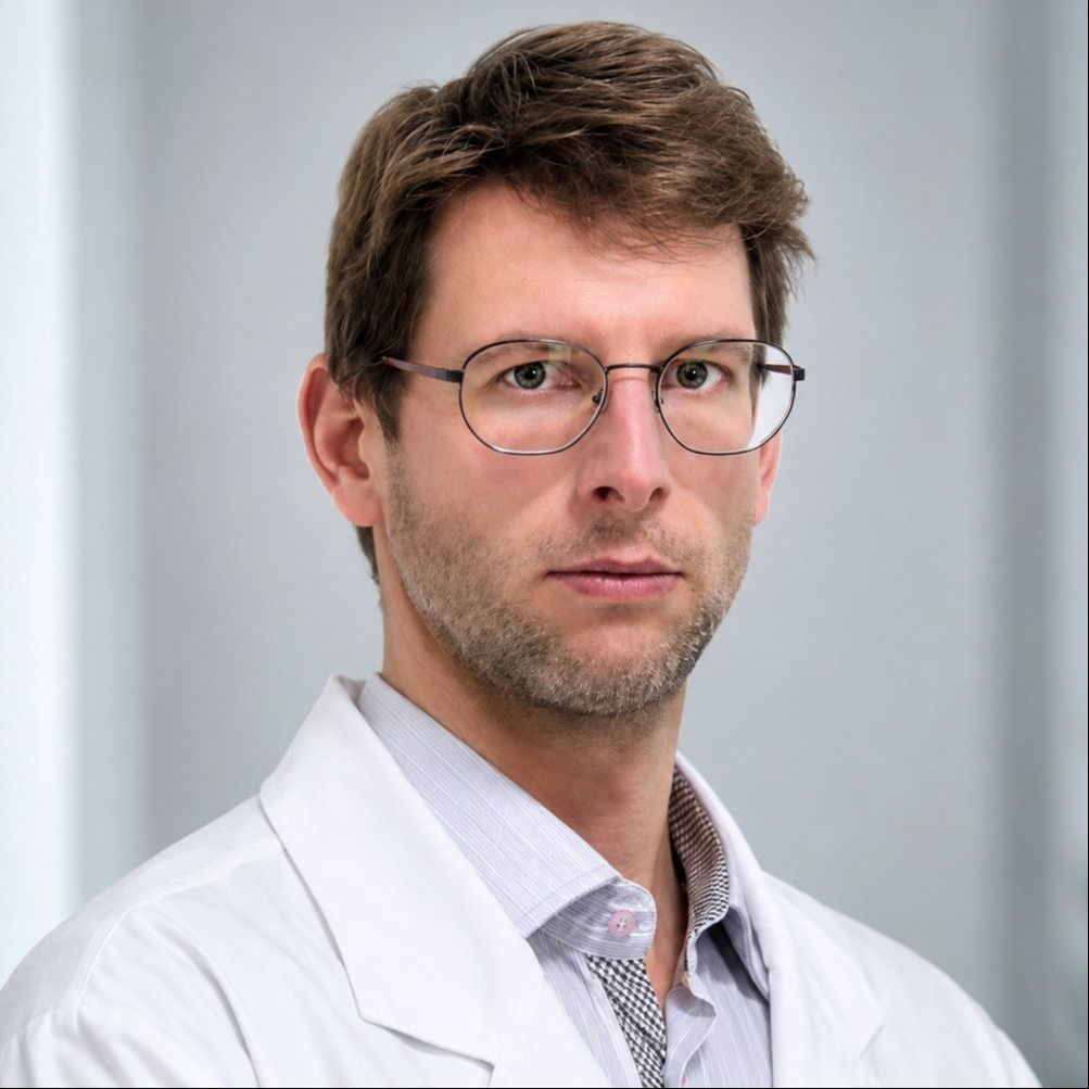 Dr. Gabriel Schmith