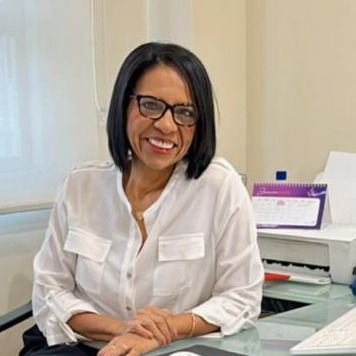 Dra. Marcia Cunha