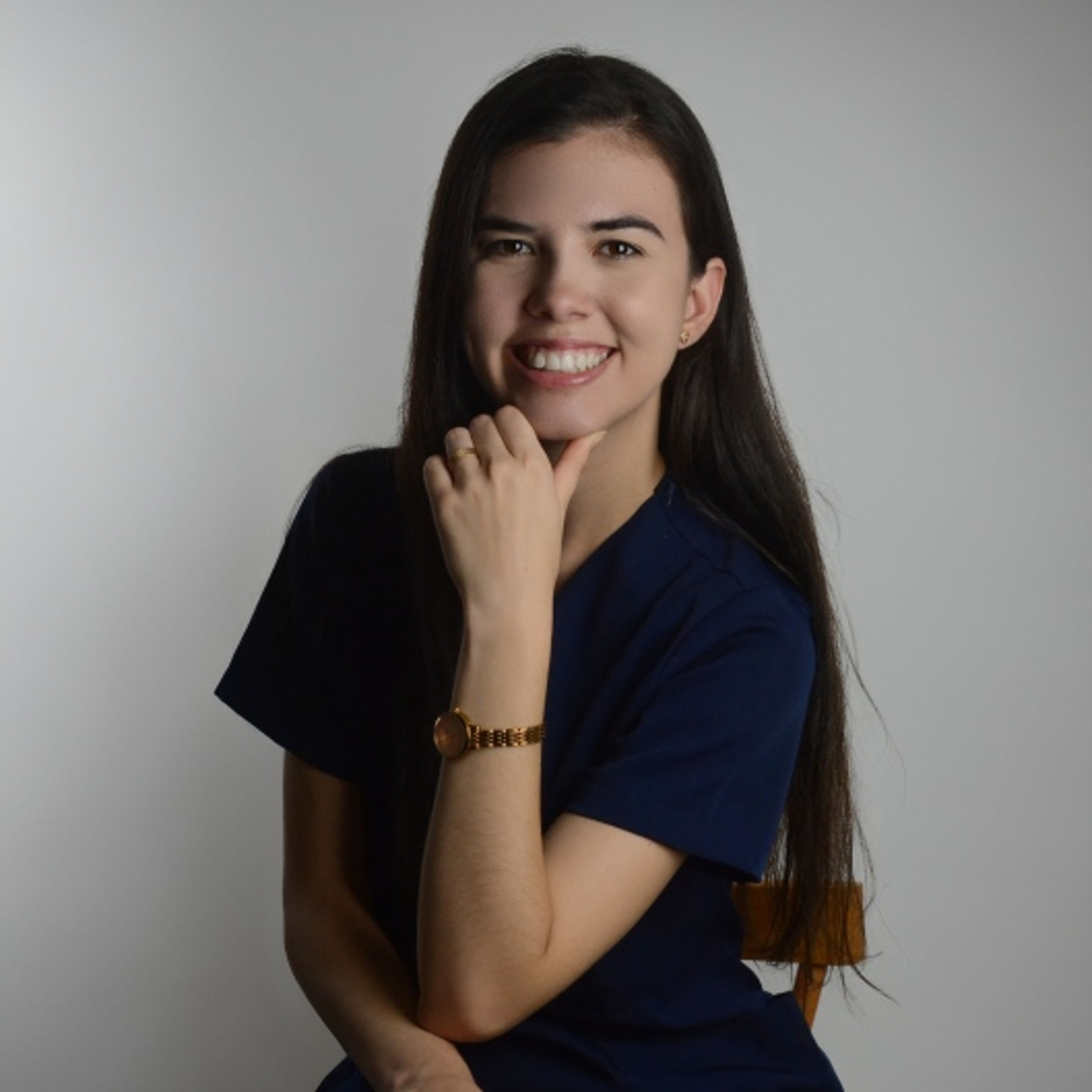 Dra. Anna Coutinho