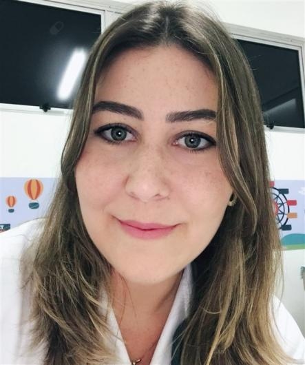 Dra. Caroline Nantes