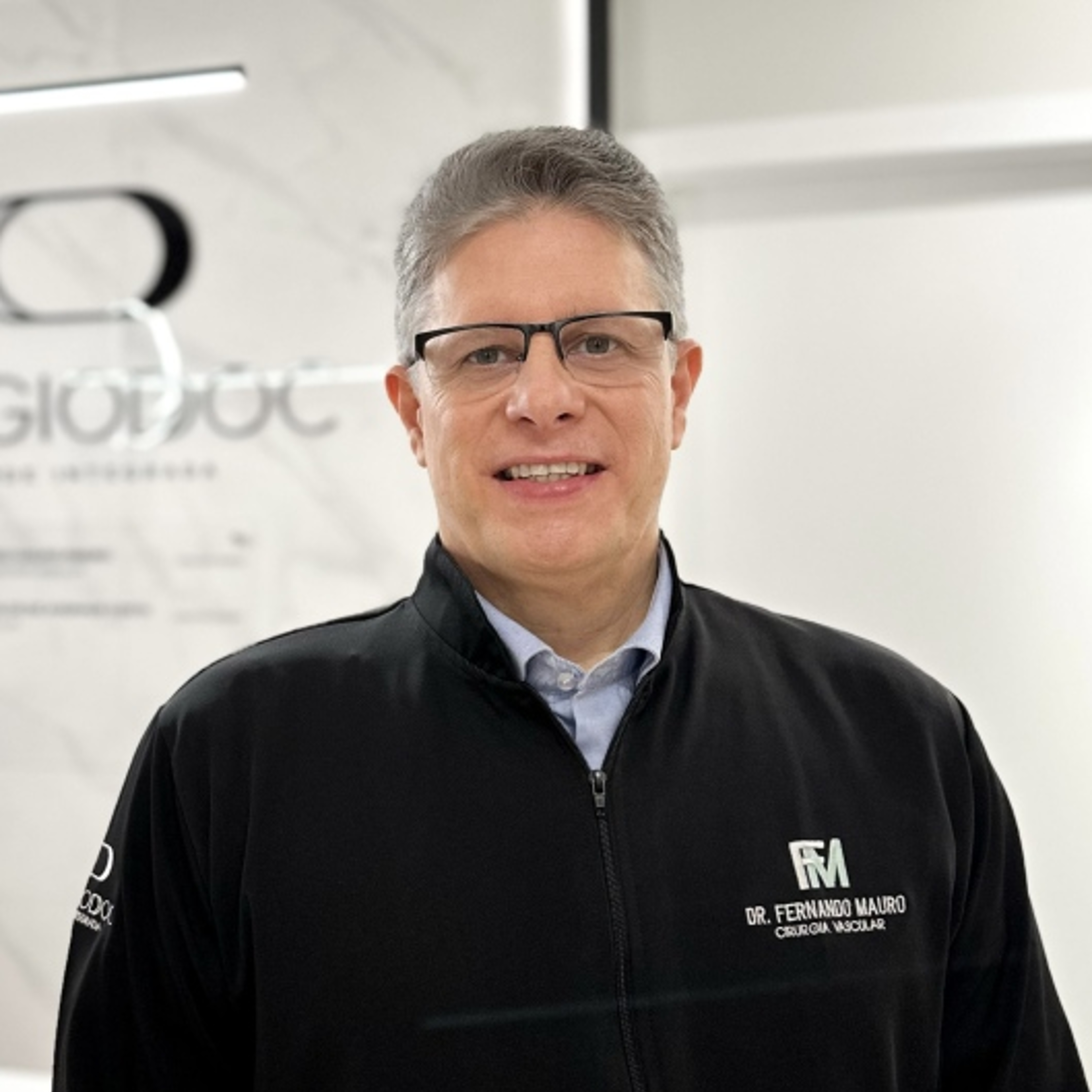 Dr. Fernando Mauro