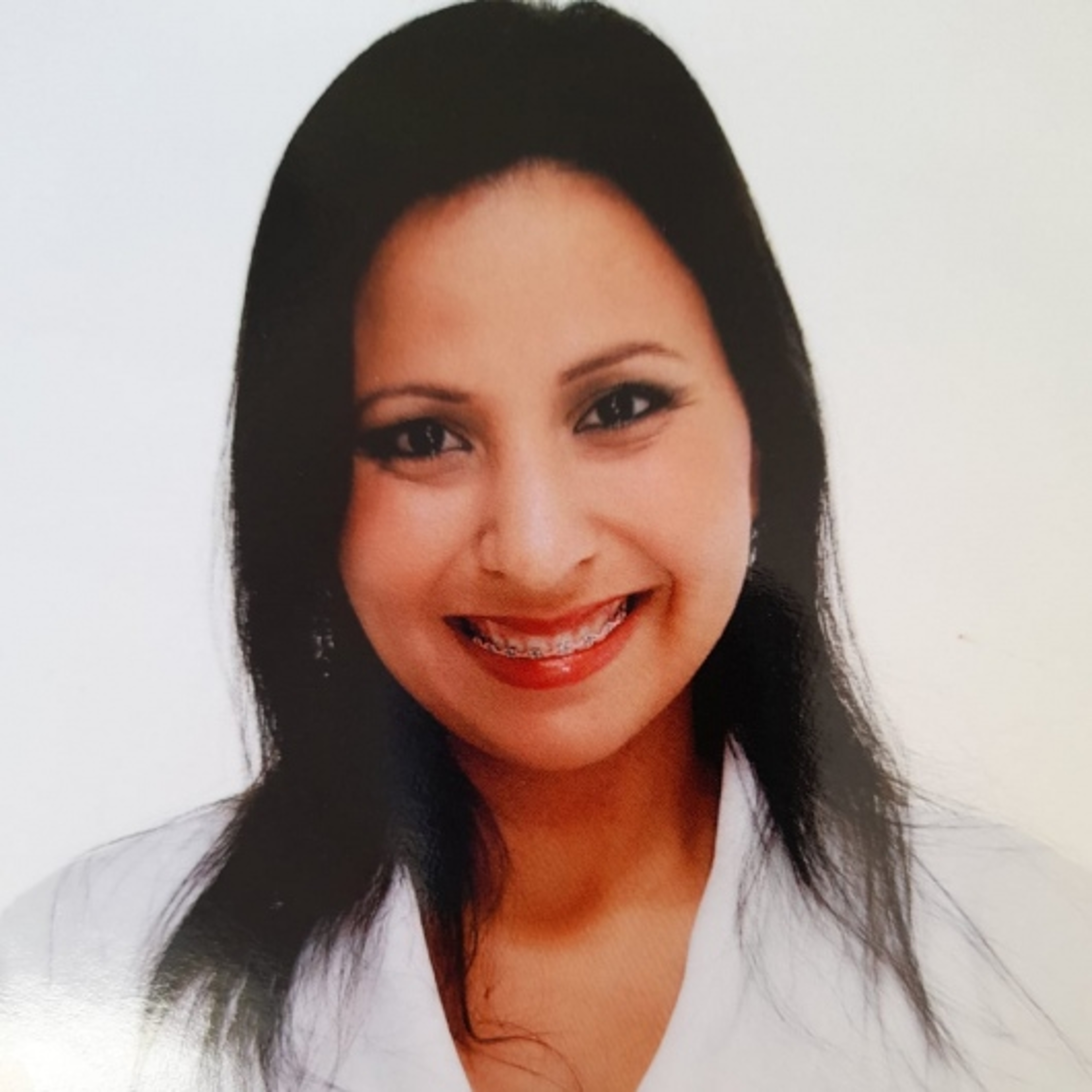 Foto de Dra. Nivia Tavares