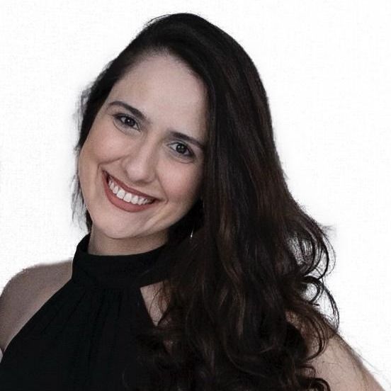 Dra. Nathália Carraro
