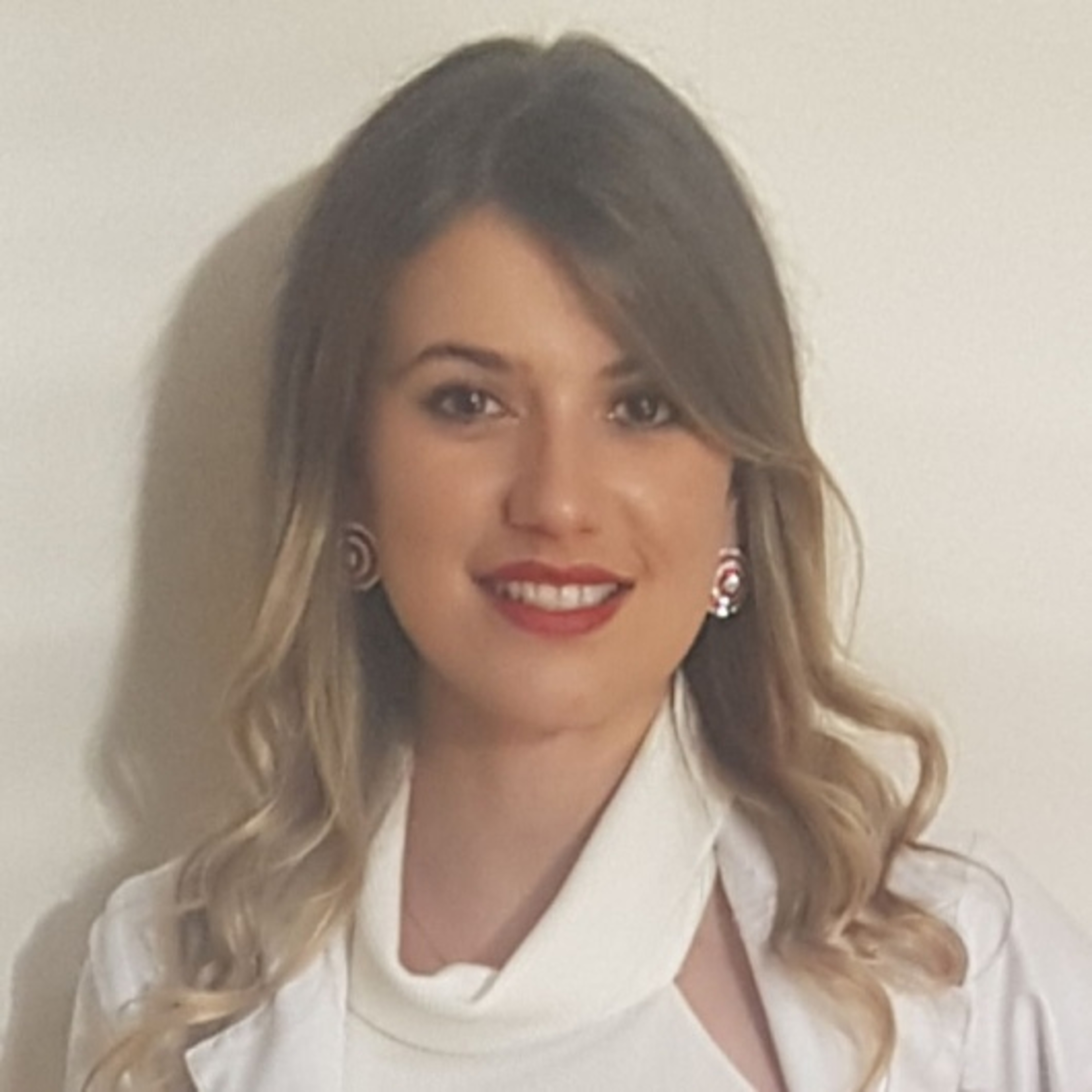 Dra. Carla Rossi