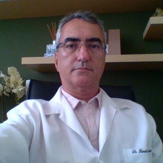 Dr. Ronaldo Mesquita