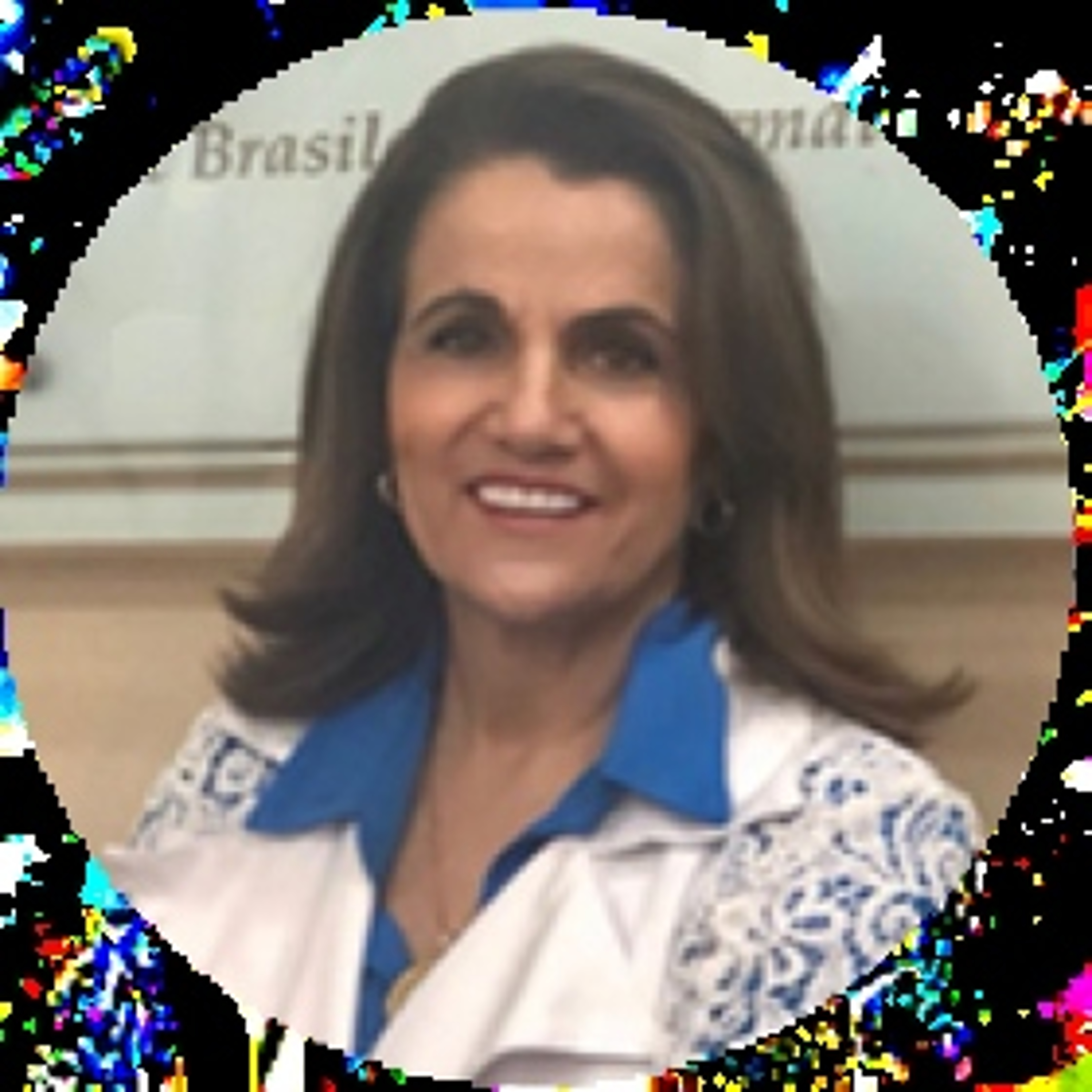Dra. Paula Neves