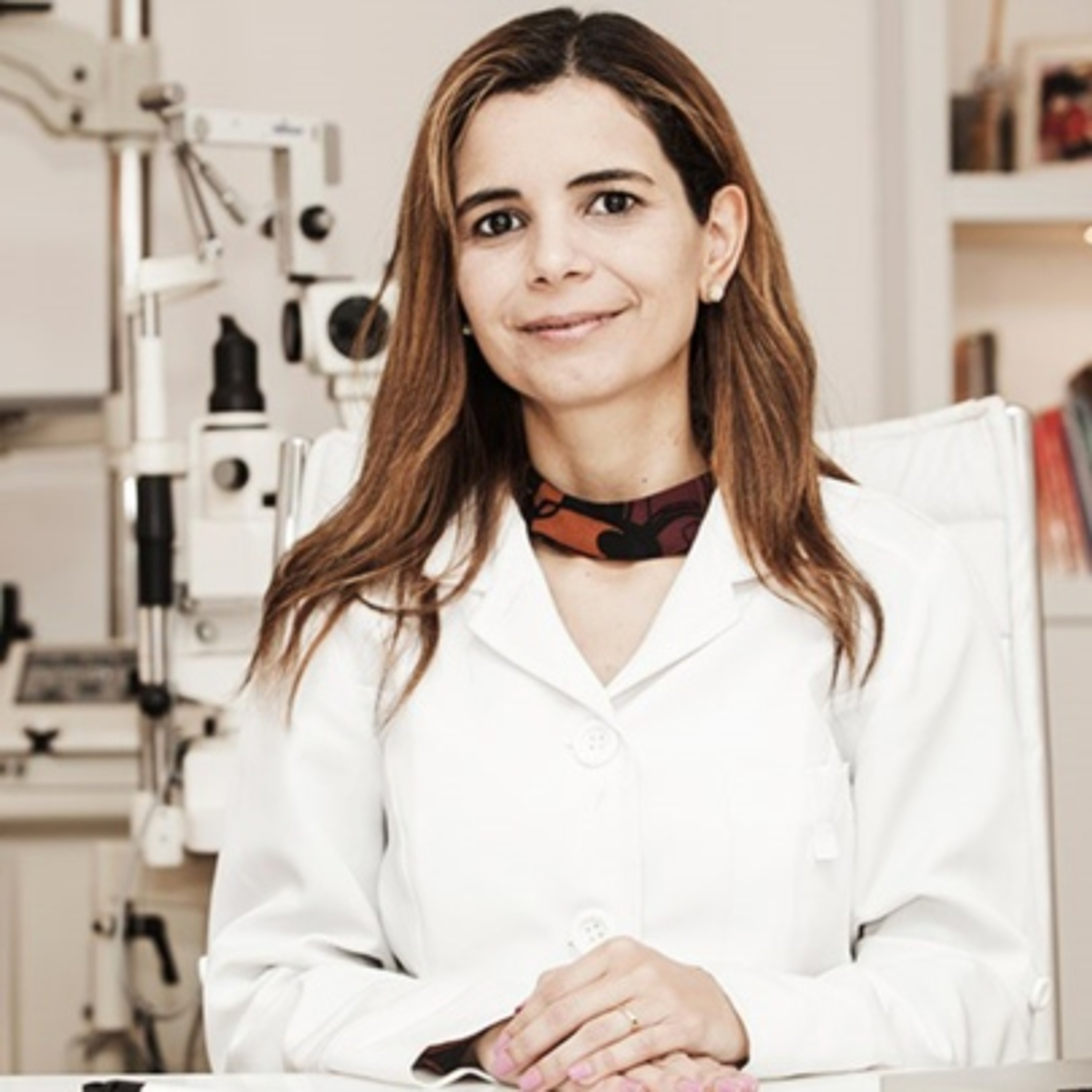 Dra. Ana Carolina