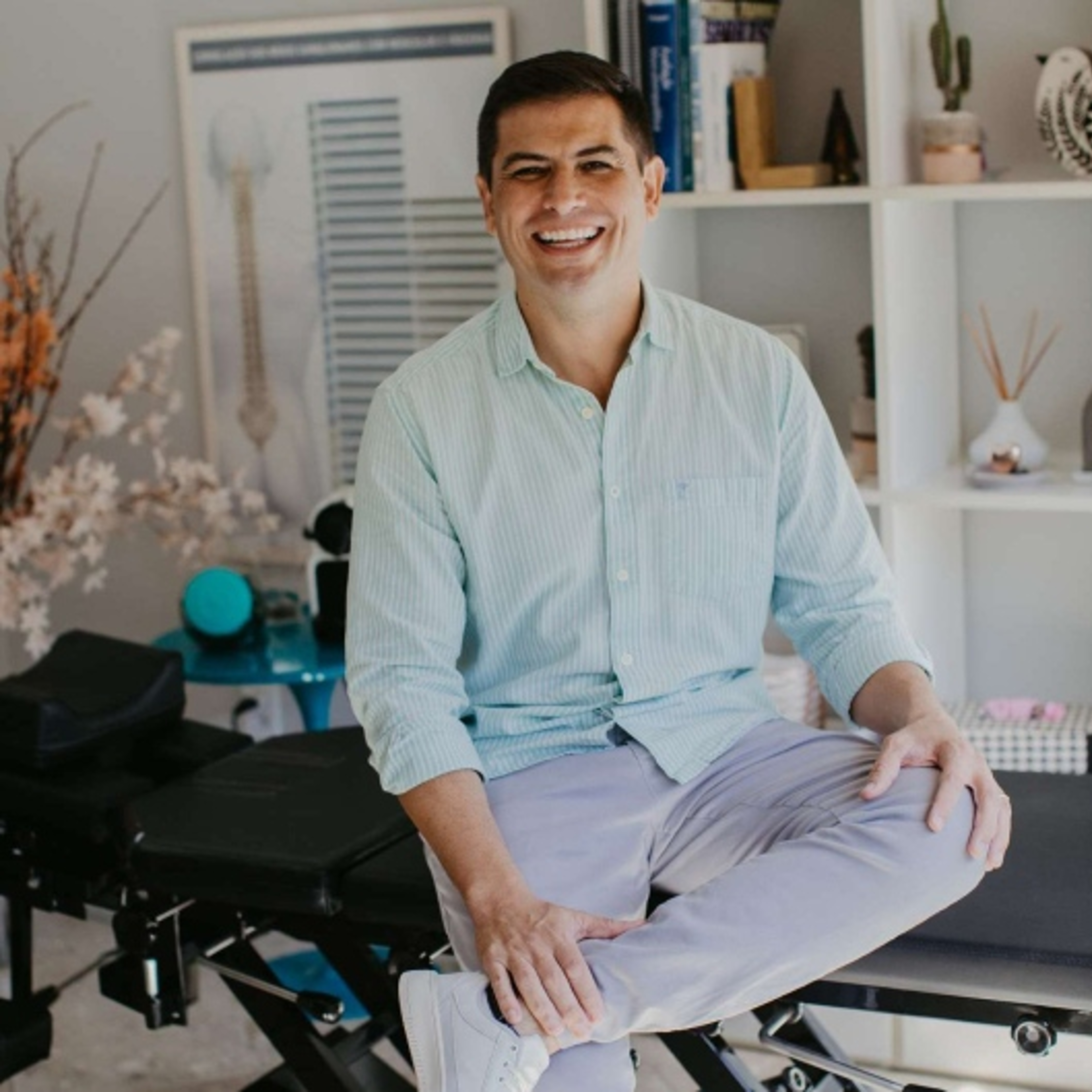 Dr. Arthur Esteves