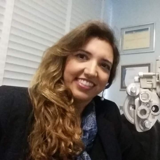 Dra. Claudia Lucas