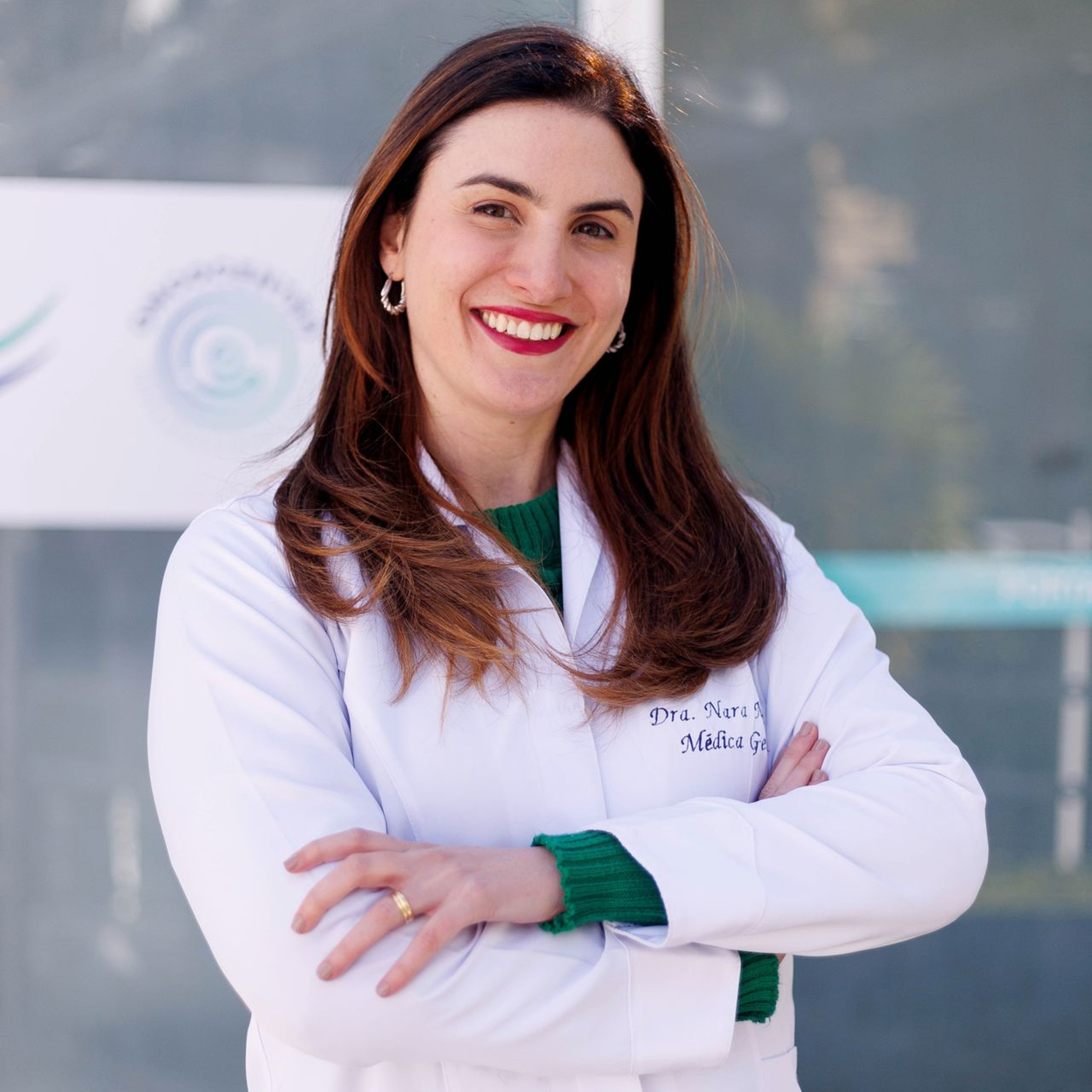 Dra. Nara Lopes