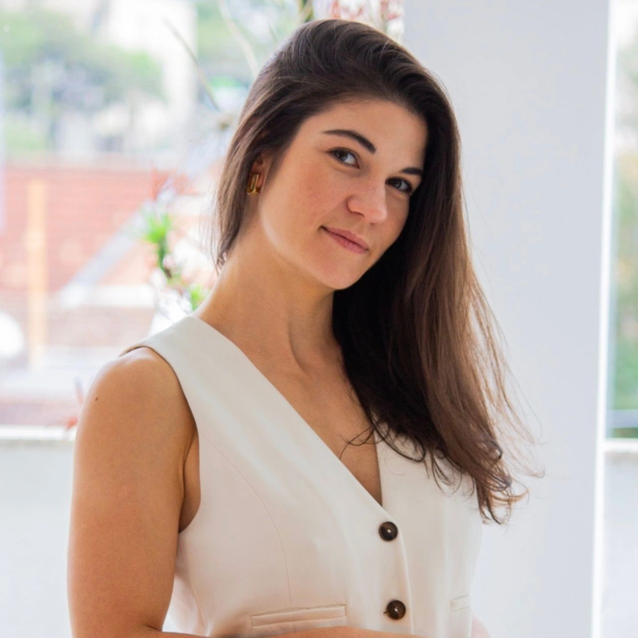 Dra. Larissa Hammes