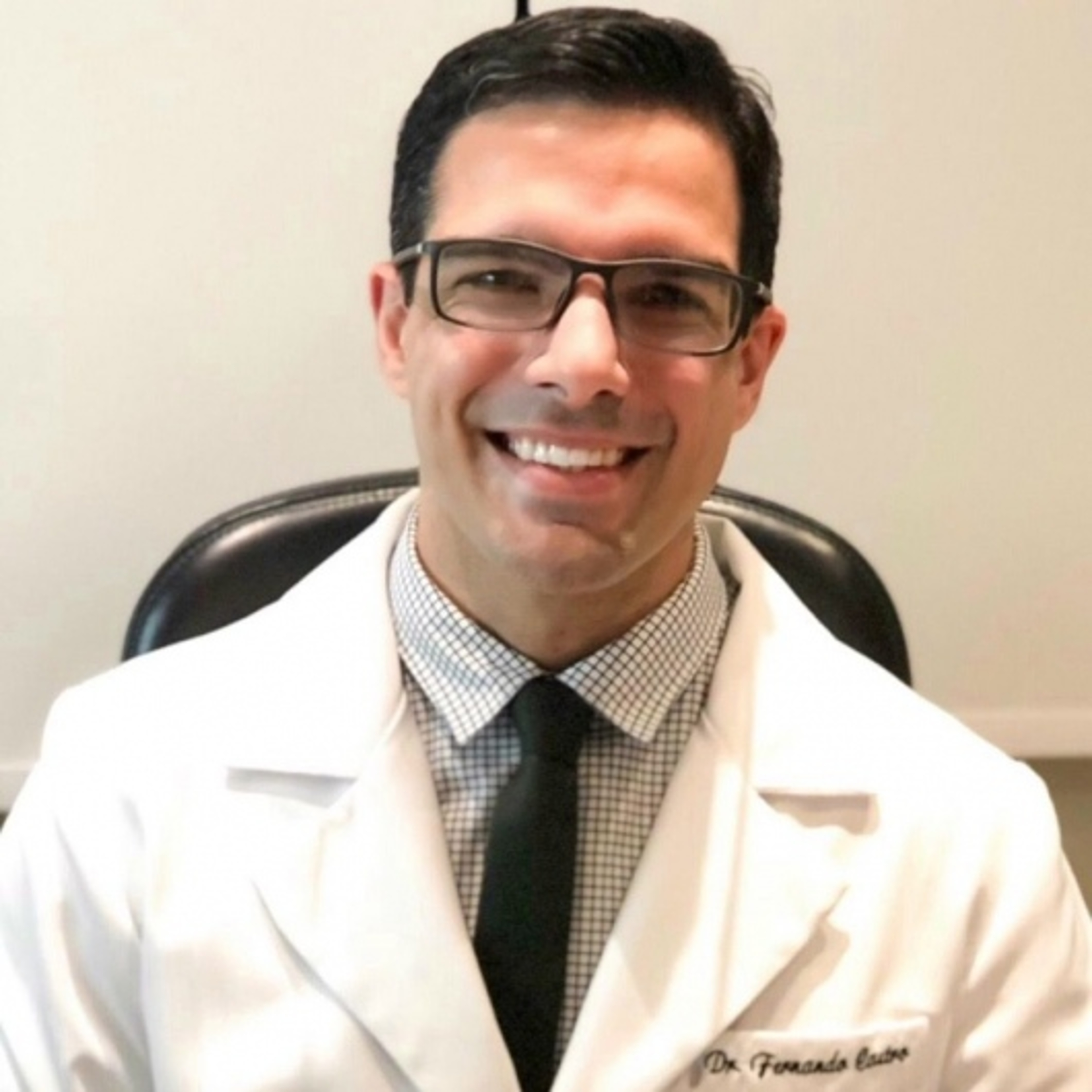 Dr. Fernando Castro
