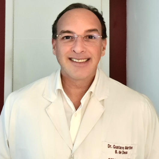 Dr. Gustavo Martins