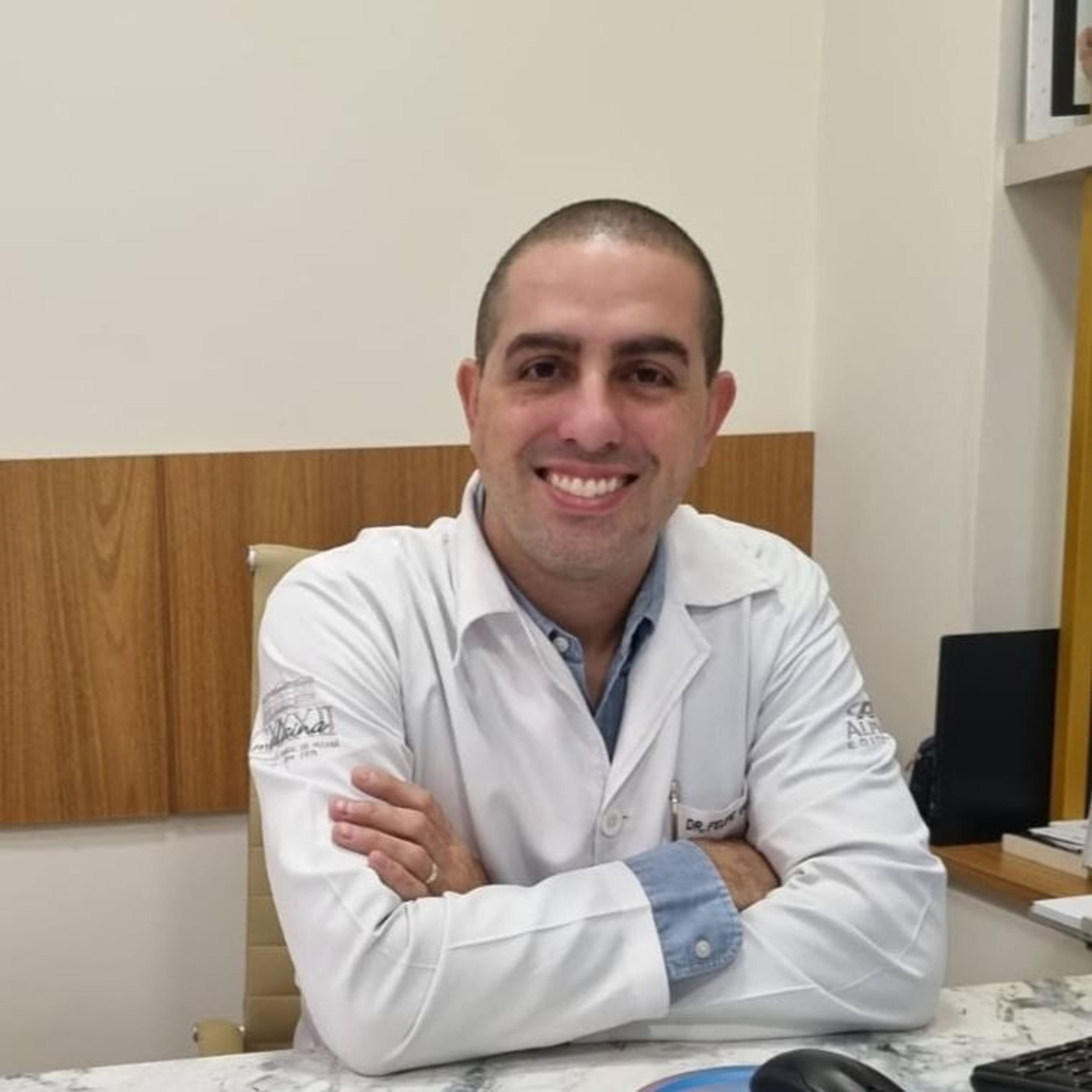 Dr. Felipe Valente