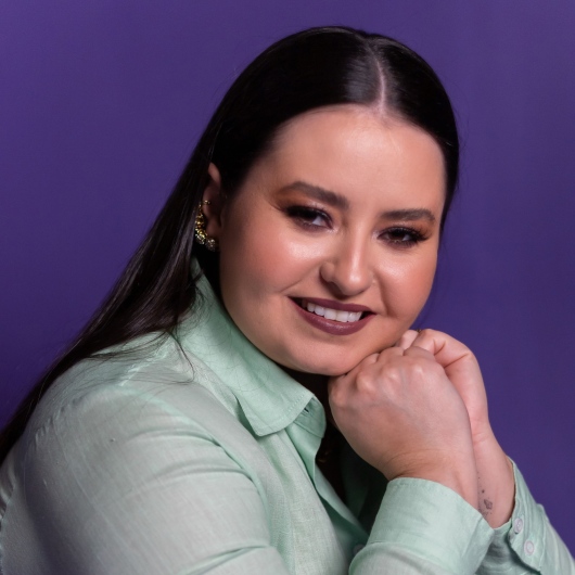 Dra. Pamela Peres