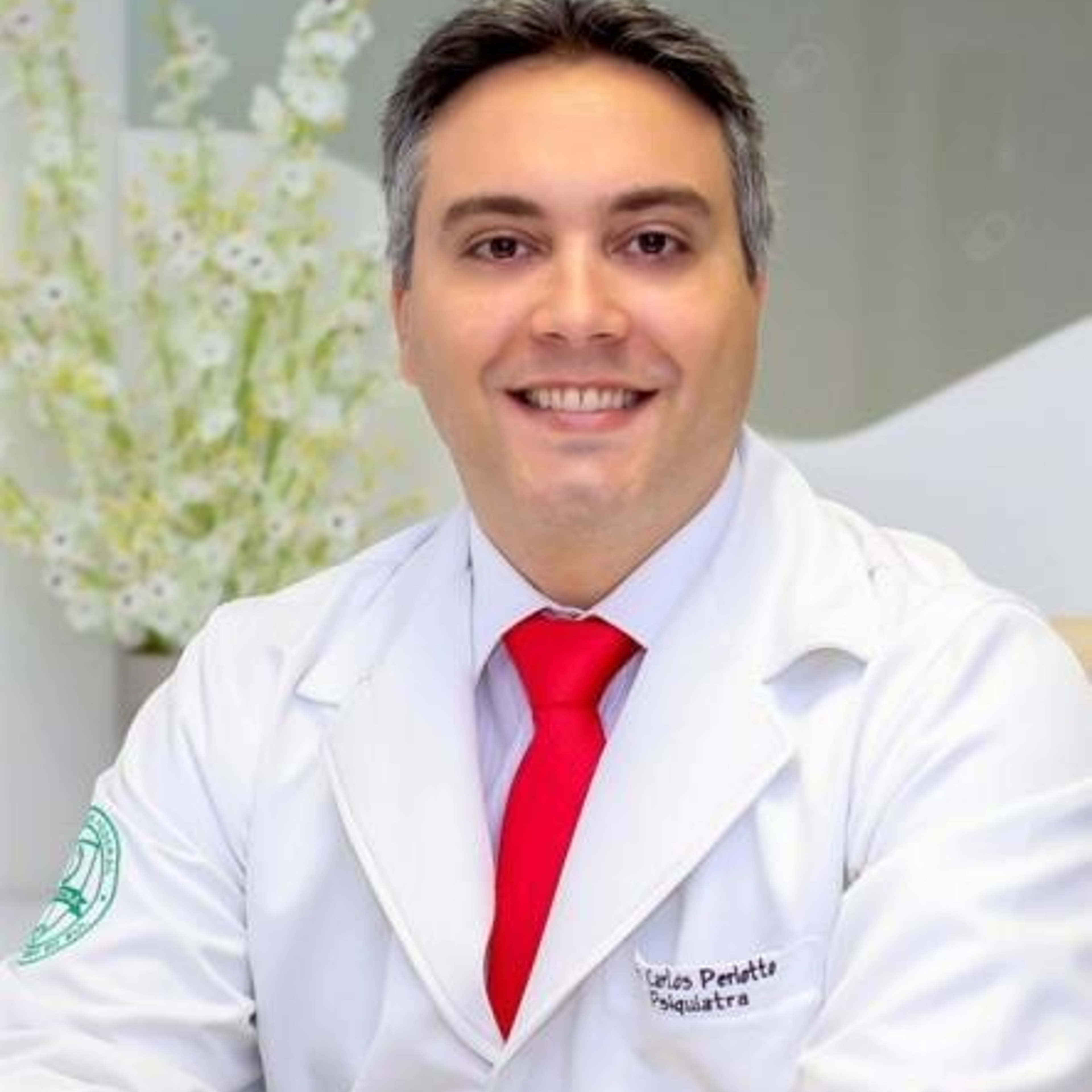 Dr. Carlos Renato