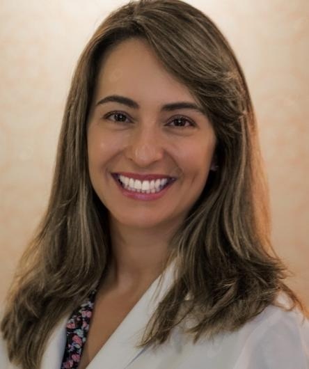 Dra. Karla Dias