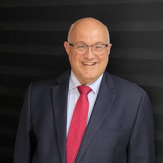 Dr. Alexandre Amaral