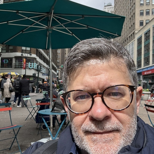 Dr. Claudio Augusto