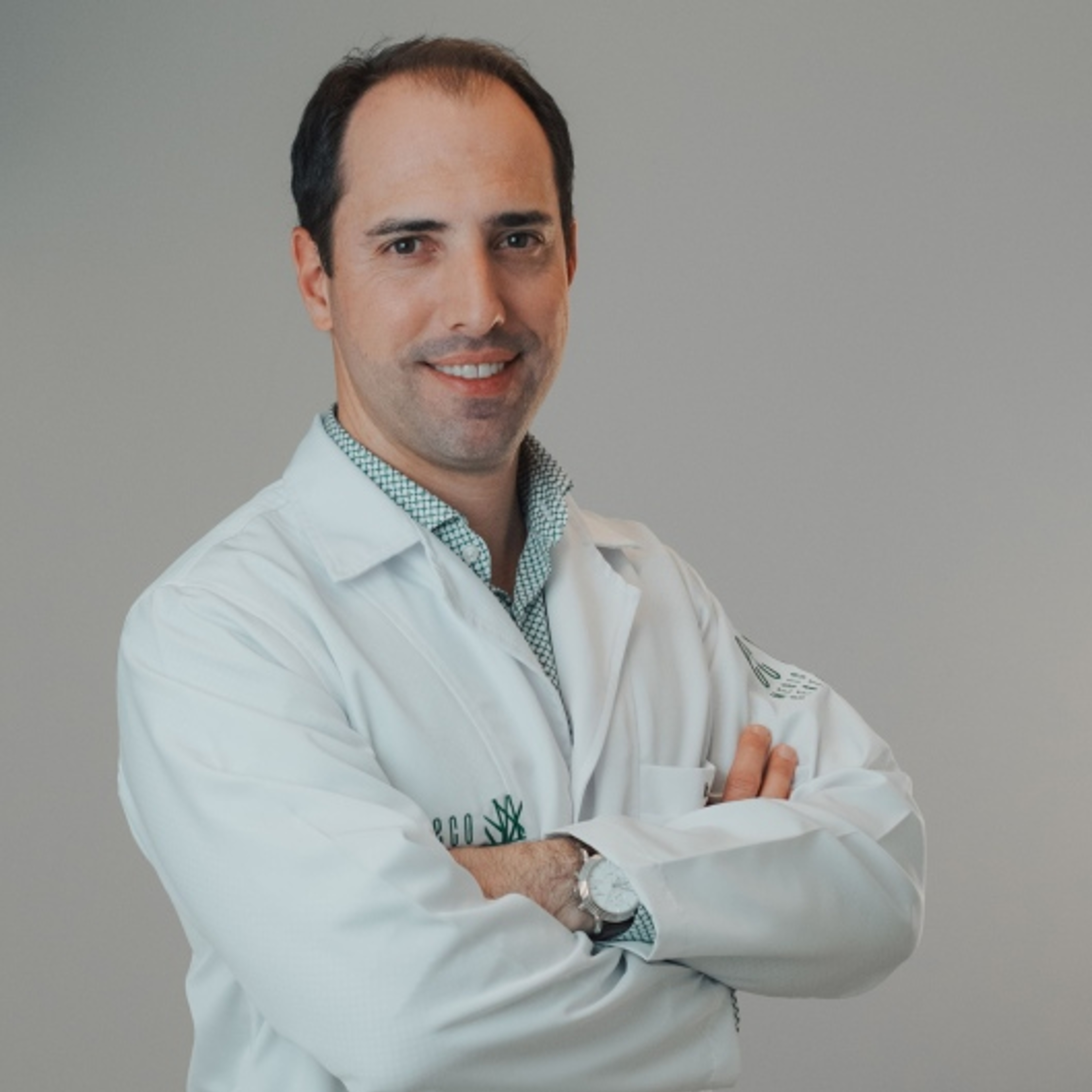Dr. Luis Gustavo
