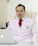 Dr. Gustavo Mendes