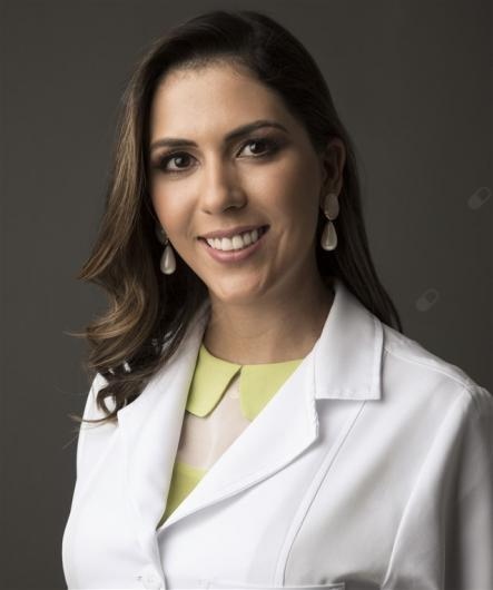 Dra. Bruna Corrêa