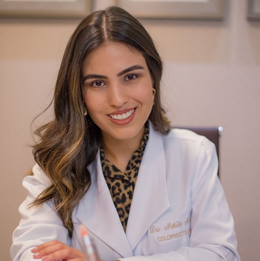 Dra. Nathalia Manzano