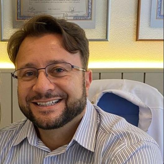 Dr. Jean Marcelo