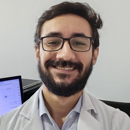 Dr. Thyago Santos