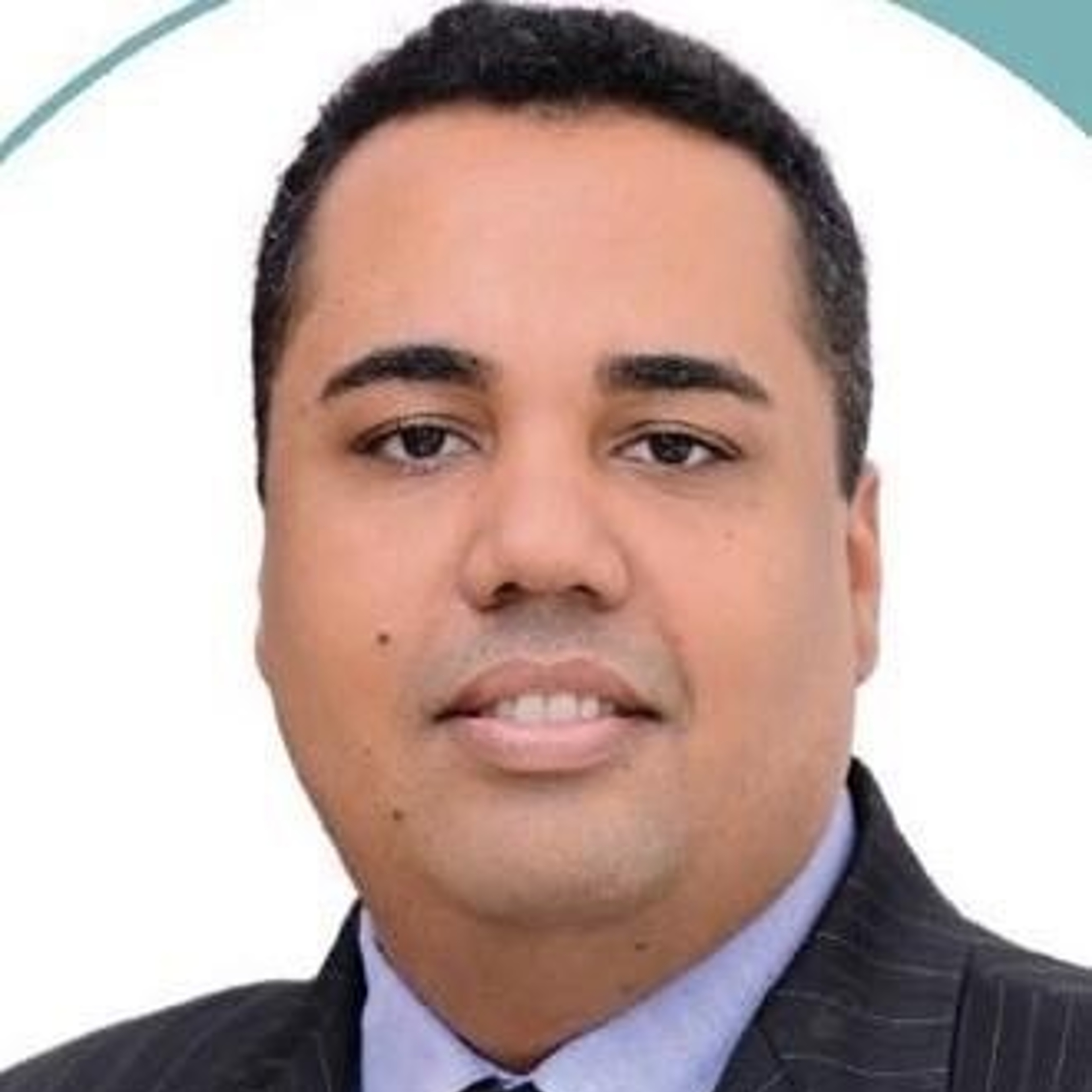 Dr. Fabio Moraes